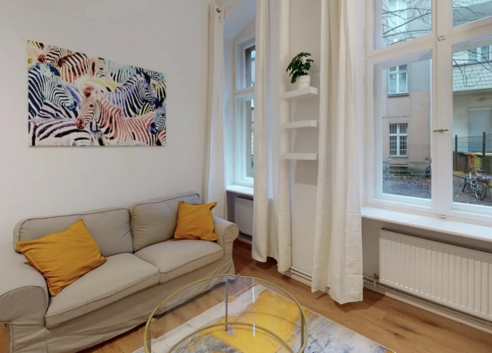 2-room apartment in Berlin, Kaiserin-Augusta-Straße - image 3