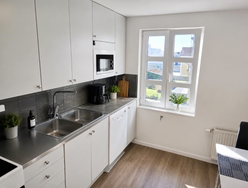 3-room apartment in Vara, Korsgatan - image 2