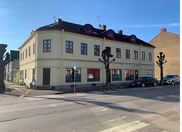 3-room apartment in Vara, Korsgatan - image 5